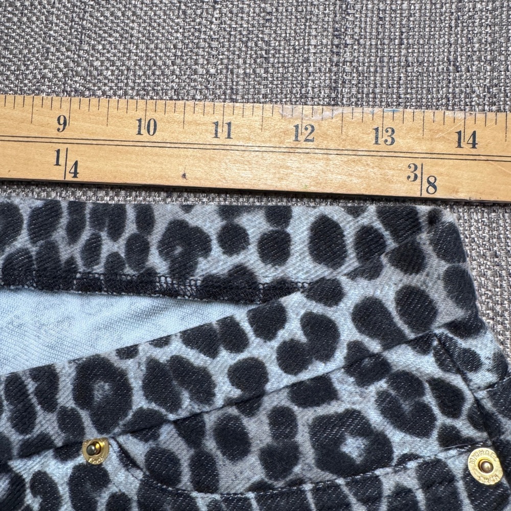 Michael Kors Womens Gray Black Leopard Print Skinny Pants Size M Gold Hardware - Picture 4 of 10